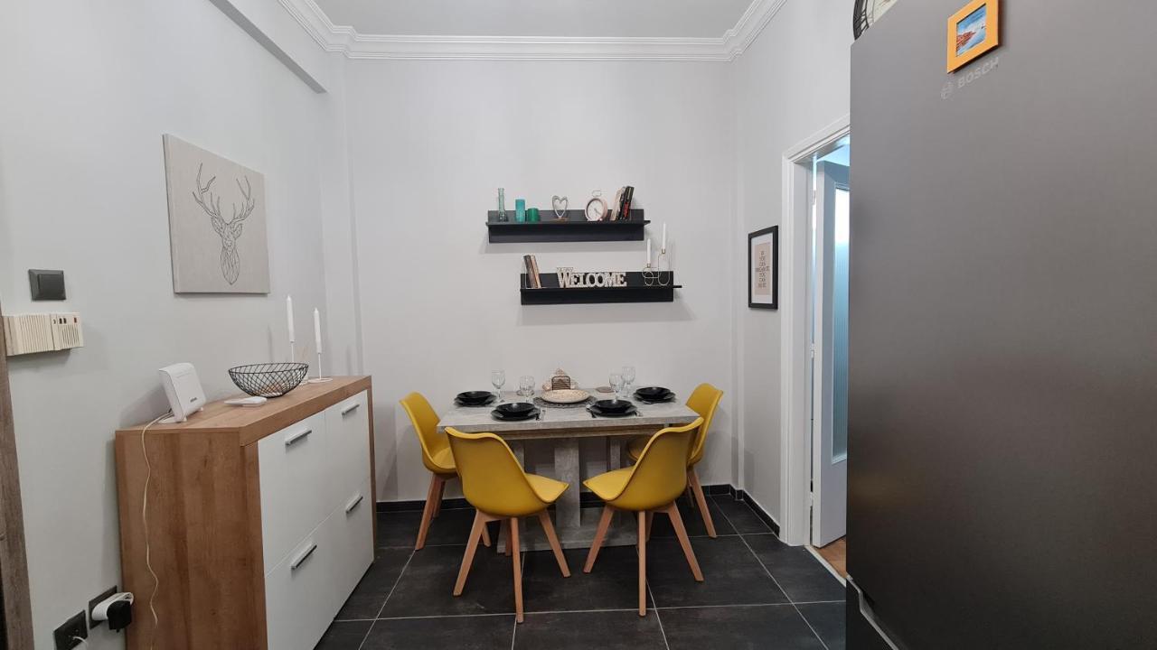 Kv Center Of Athens Apartment Luaran gambar